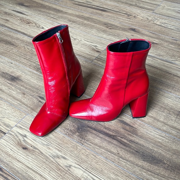 Red L’intervalle Square Toe Boots - Picture 3 of 3